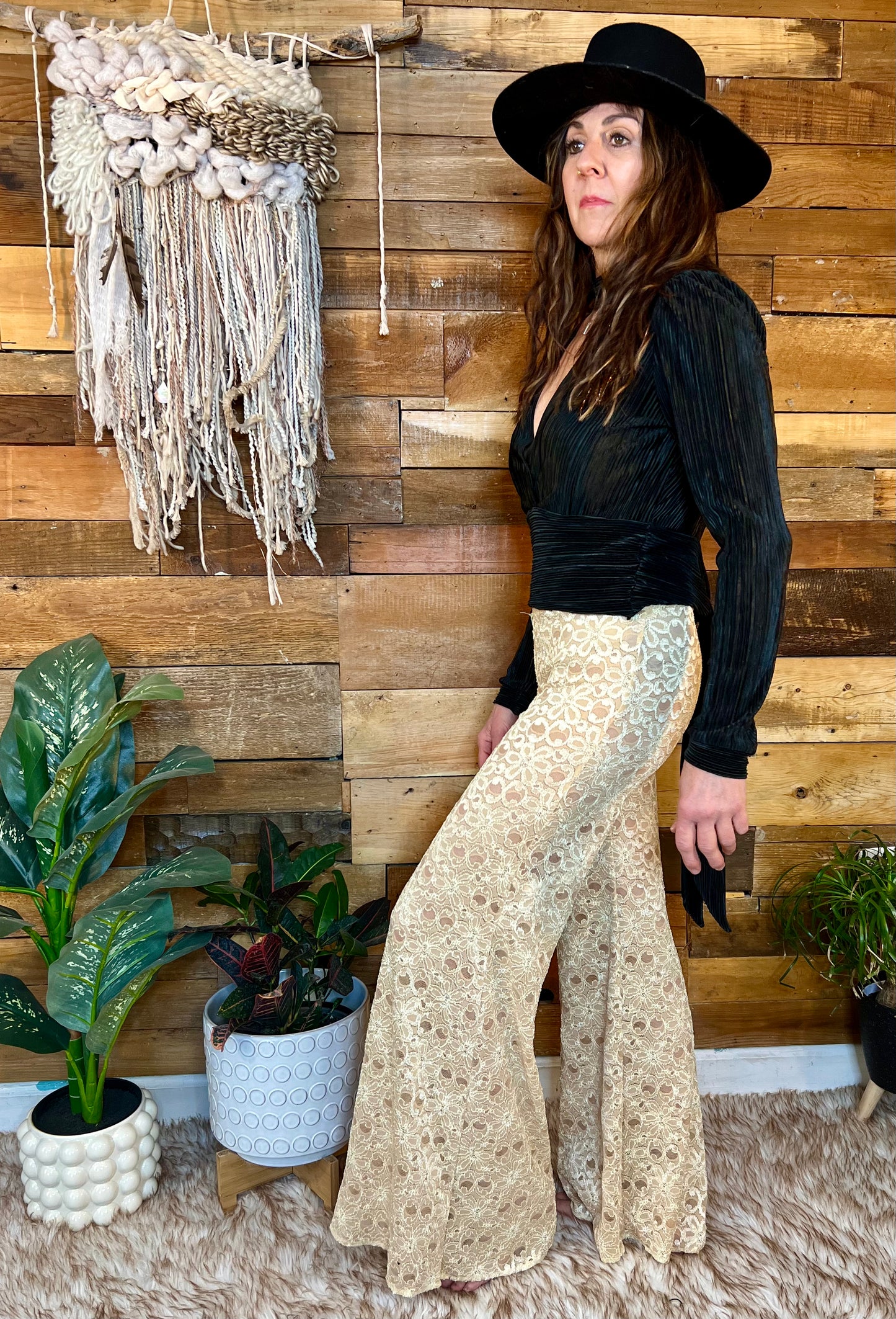 Goldilocks Lace Pant